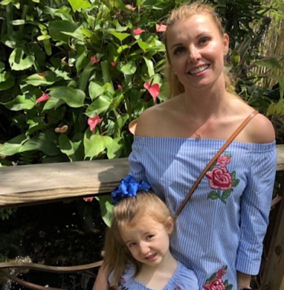 Meet your Posher, Samantha - Picture 1 of 1